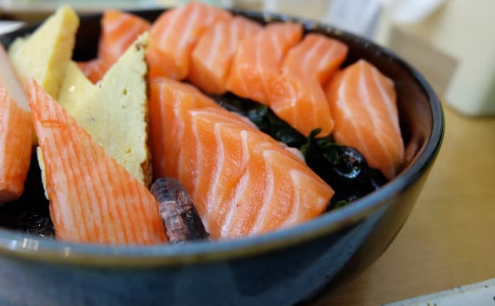 How does the quality of meat of seafood compare between ButcherBox vs Wellness Meats?