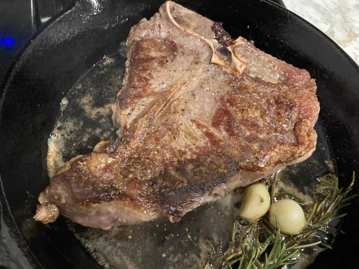 Holy Grial Upper Prime Black Angus T-Bone