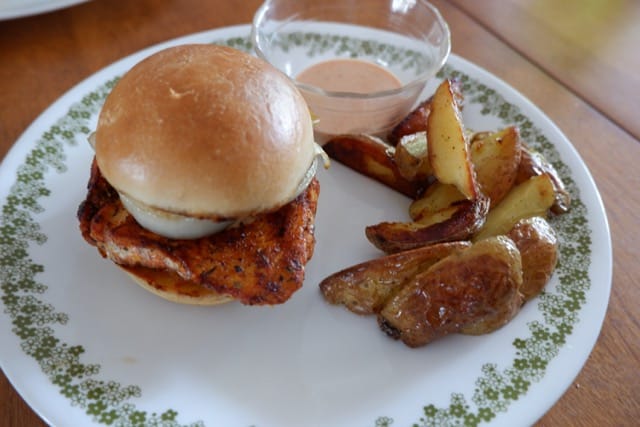 everyplates chicken sandwich and potatoes