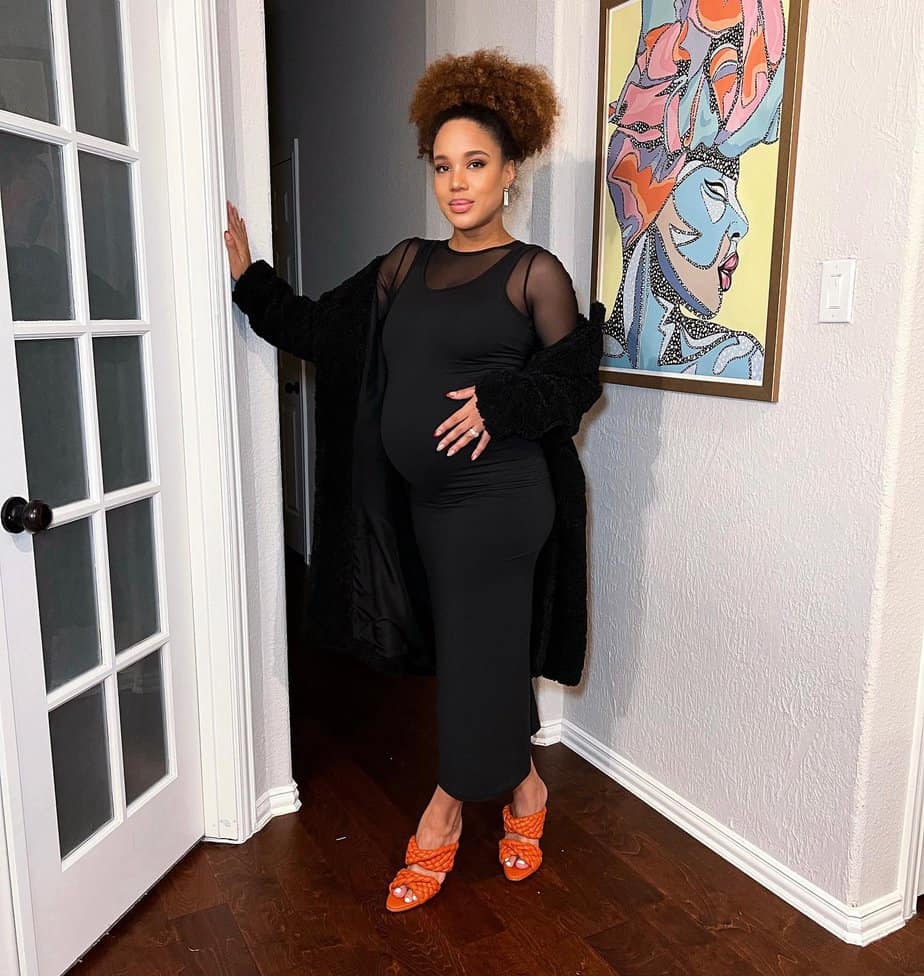 armoire clothing rental